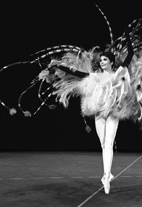 zizi jeanmaire costume di scena yves saint laurent|ysl costumes.